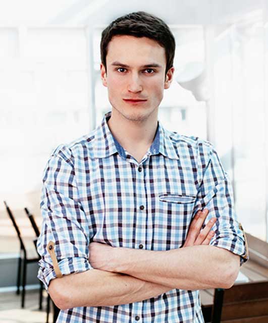 Nicolas img